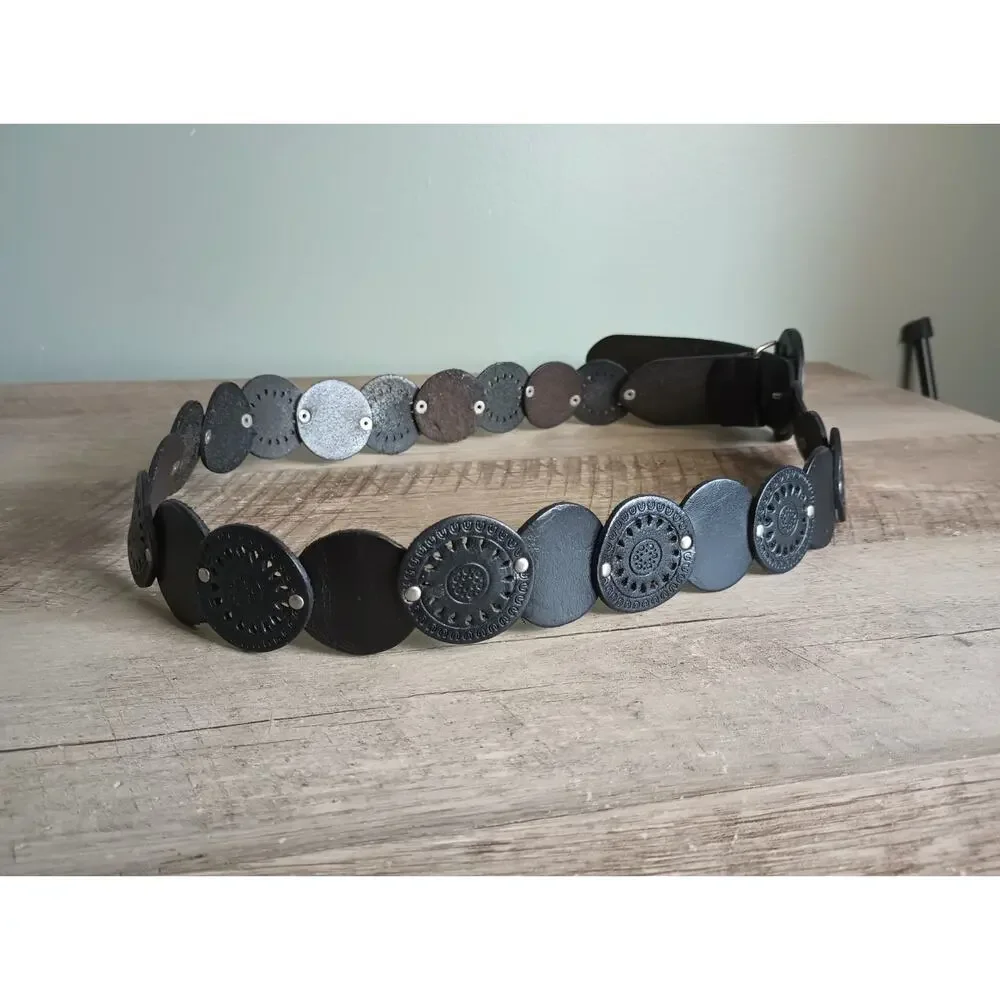 Fossil Women's Southwestern Leather Concho Belt M Boho Western Rustic Y2K